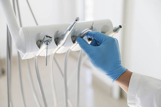 Professional Tooth Extraction technician working in Marshall County County, OK